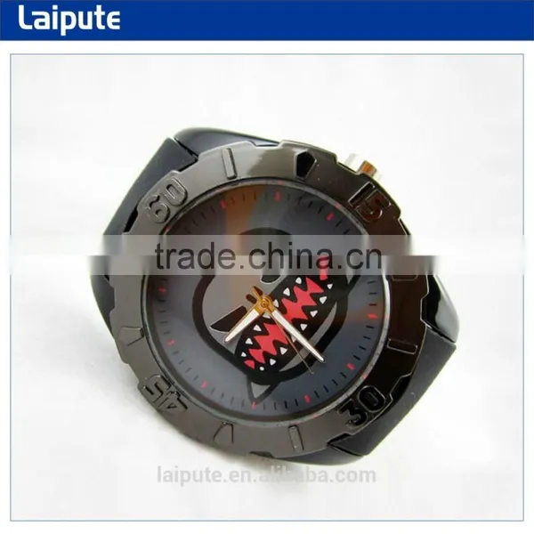 2014 China Factory Price New Quartz Sport Watch for Men