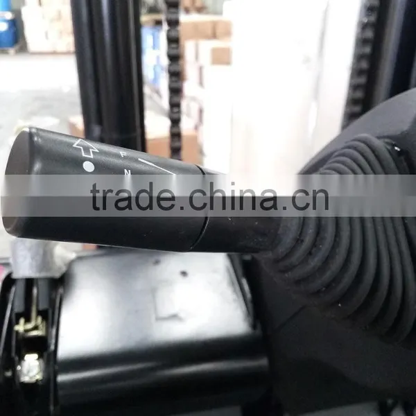 1.5 Ton Three Wheel Electric Forklift photo-4