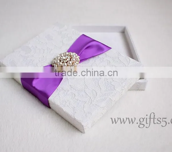 New Design Custom Fashion New High Quality Wedding Invitation Silk Boxes With Brooch photo-2