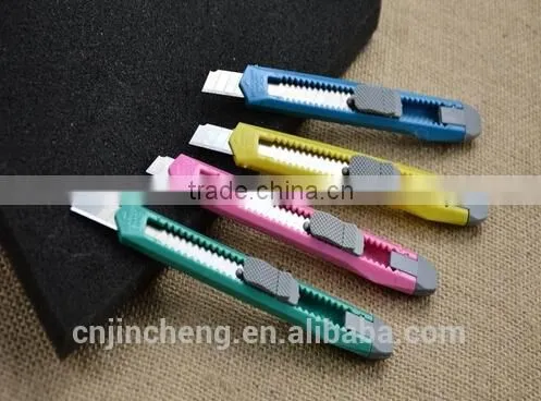 2015 Hardware Tool Utility Knife, ABS Plastic Utility Knife photo-3