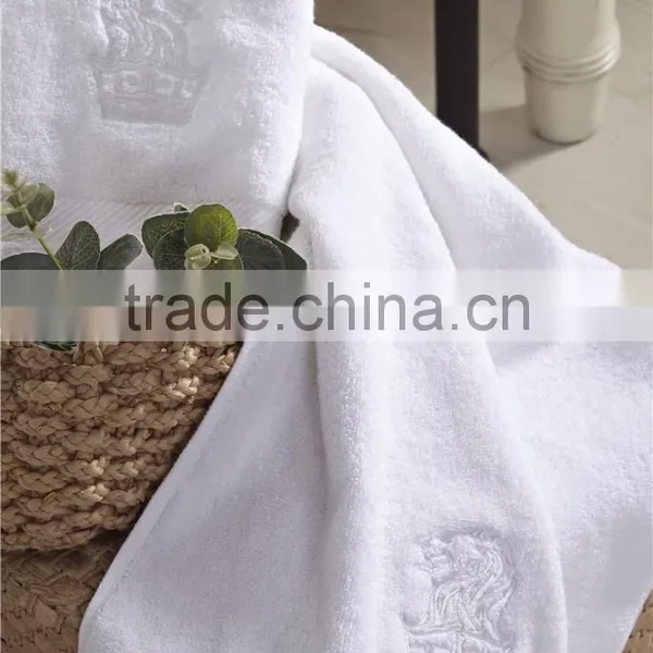 Customized Jacquard or Embroidered Hotel Bath Towel Bath Mat photo-3