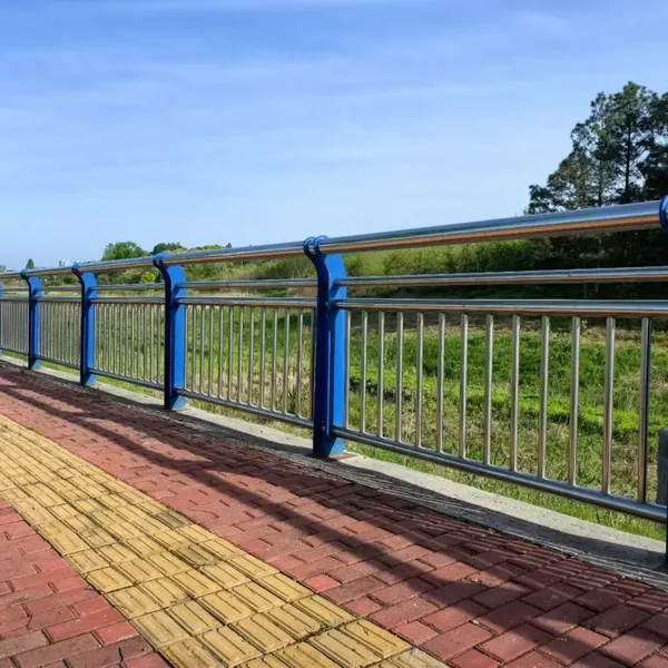 Galvanized Steel Municipal Guardrail, 2.5mm Base Thickness, Hot-Dip Galvanized, 2.0m Panel Length, AASHTO M180 Compliant photo-2