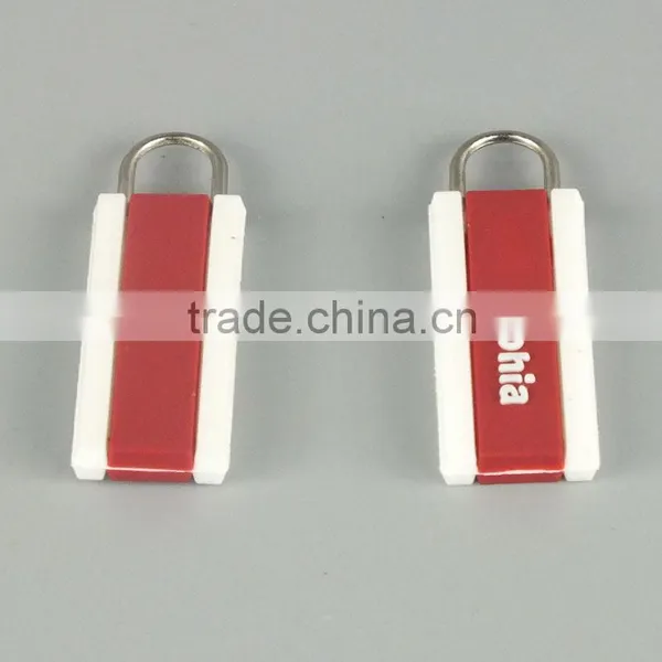ECO-Friendly PVC Label For Garment, Soft PVC Trademark Brand, PVC Brand Label photo-2