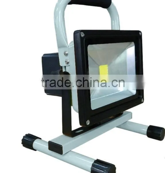Low Price High Quality IP65 LED Flood Light With Two Years Warranty photo-2