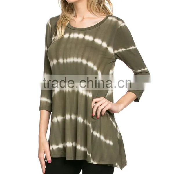 Olive Sound Wave Tie-Dye Three-Quarter Sleeve Top
