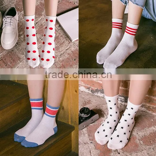 Zm53124a 2017 Socks Wholesale Women Fancy Socks With Colourful Fashion Pattern photo-2