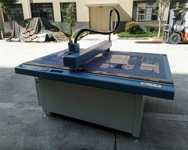 PVC Epoxy Resin Board Routing Machine for Apparel Template Making Garment Template Cutter photo-2