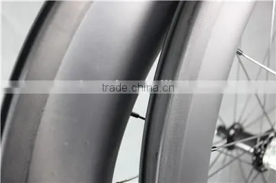 56mm and 86mm Carbon Clincher Wheels China Carbon Wide Side Bike Wheels W56C photo-3