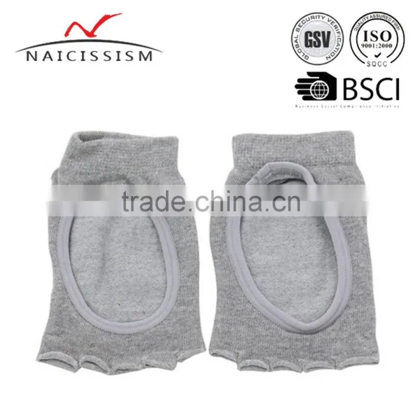 Wholesale Fashionable Pilates Socks photo-5