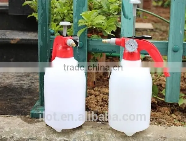 2L Mini Pressure Sprayer With Pressure Gauge and Safety Valve photo-4