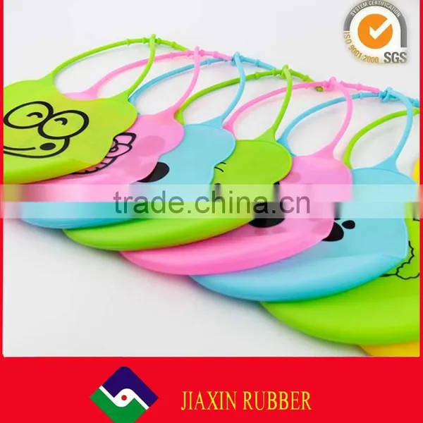 Popular Triangle FDA Silicone Baby Bib Custom photo-2