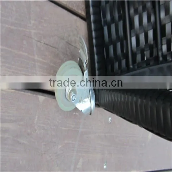 Twisted Shaped Rattan Shower With a Pulley System photo-3