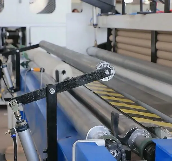 Find Similar Icon Small Machines for Home Business Toilet Paper Making Machine Complete Set Tissue Paper Rewinding Cutting Packing Machine photo-2
