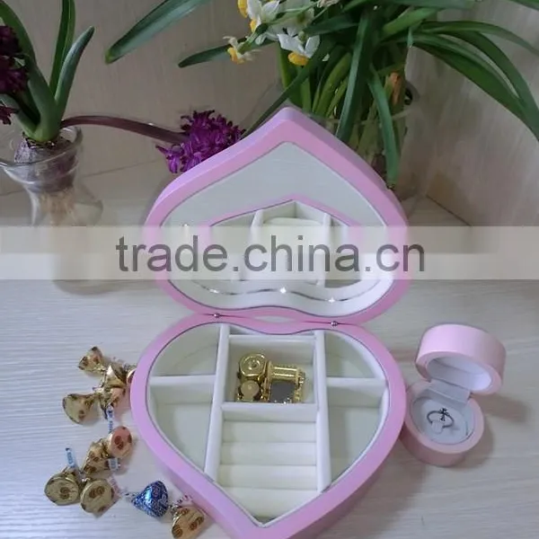 Luxury Varnished Lacquer Heart Shaped Jewelry Music Candy Chocolate Wooden Box Wooden Music Box photo-6