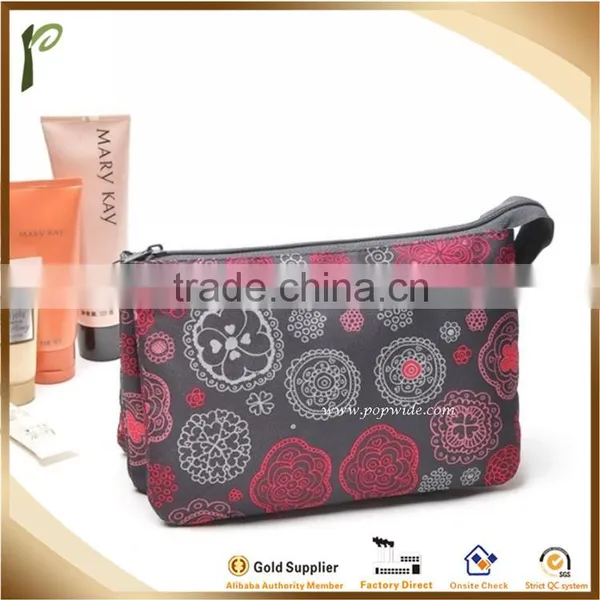 Popwide 2015 Wholesales Flower Pattern Design High Quality Cheap Polyester Cosmetic Travel Handbag photo-2