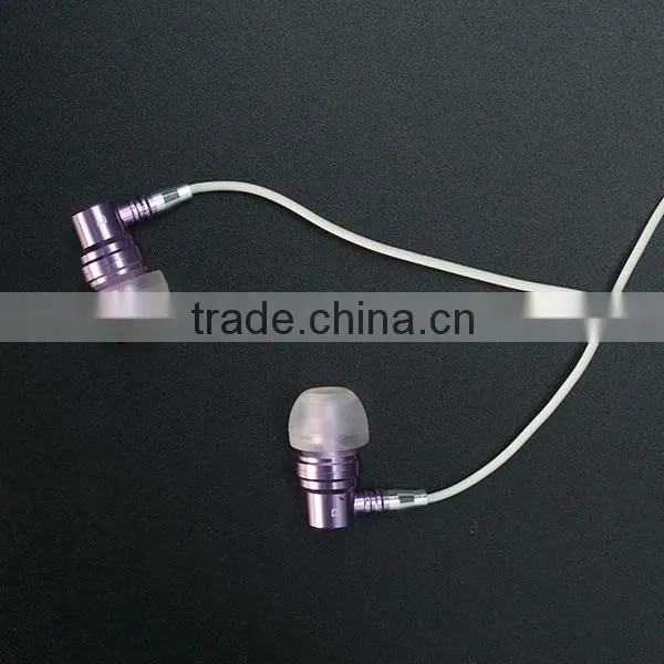 Metal Earphone With Good Quality photo-5