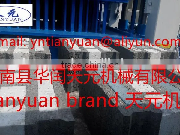 Concrete Block Making Machine for Polystyrene Insulated Wall Building photo-4