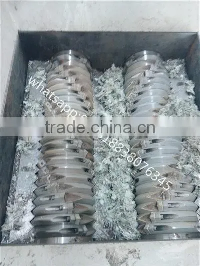 Automatic Type 25 Blades Waste Plastic Two Shaft Shredder Machine photo-4