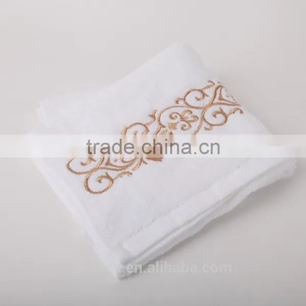 Custom Embroidered Microfiber Cleaning Gym Towel photo-3