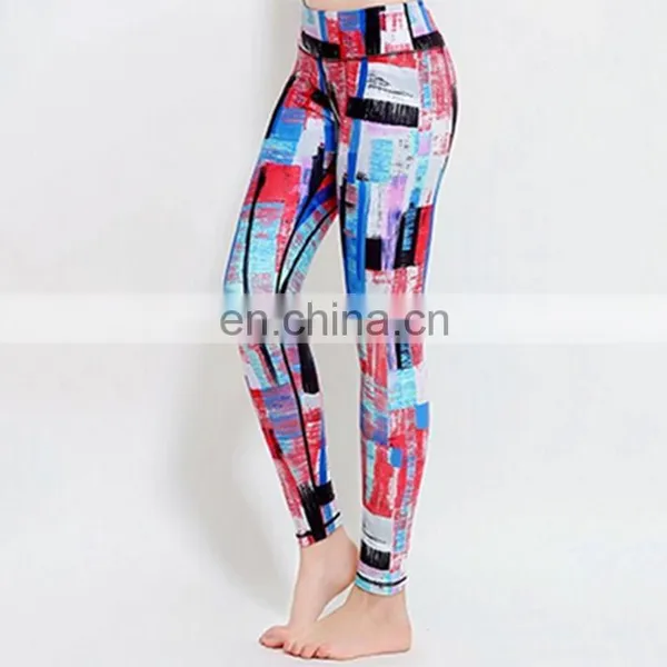 Best Selling Custom Sublimation Printing High Elastic Yoga Capris photo-3