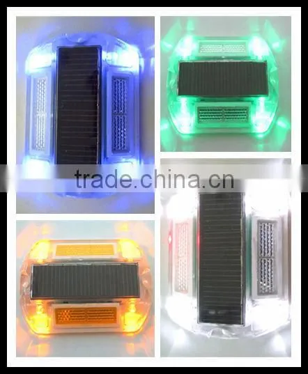 Plastic Solar Powered LED Flashing Road Cat Eyes photo-6