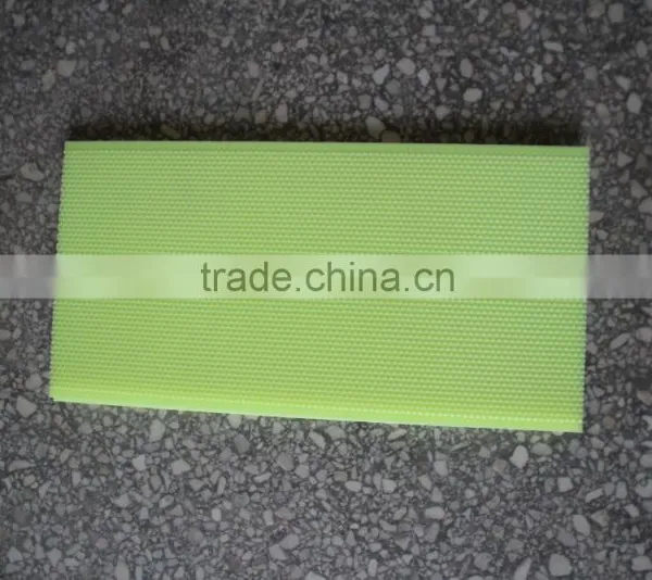 Bee Plastic Honey Comb Foundation Plastic Comb Foundation for Apiculture photo-3