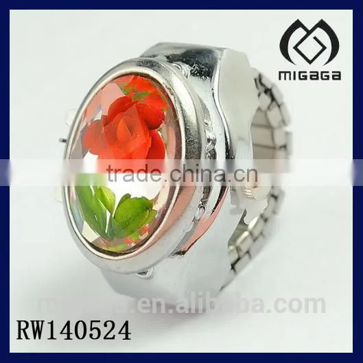 Beautiful Jewelry Design Made in China Women's Fashion and Popular Big Crystal Face Watch Jewelry