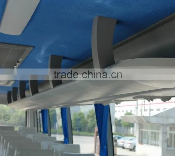 China Supply 9.5m Euro IV 40 Seats RHD Tourist Coach Bus for Sale photo-3