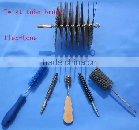 Twist Tube Brush