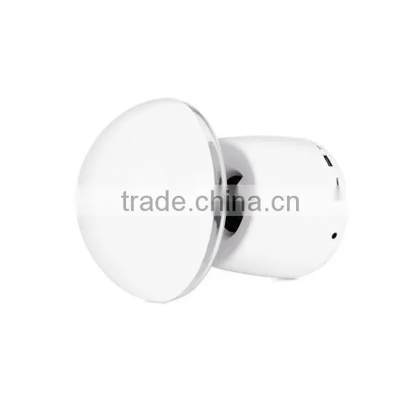 Magic Lamp Multi-function 3 in 1 Wireless Bluetooth Music Radio Speaker photo-4