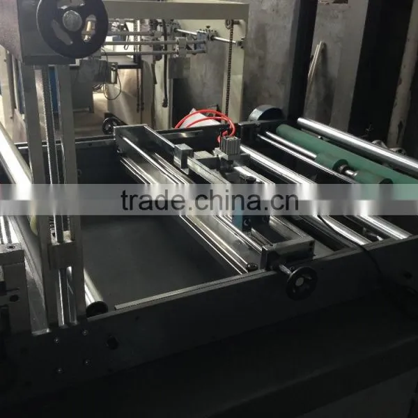 China Manufacture Good Quality Multifunctional Computer Controlled Cloth Bag Making Machine photo-4