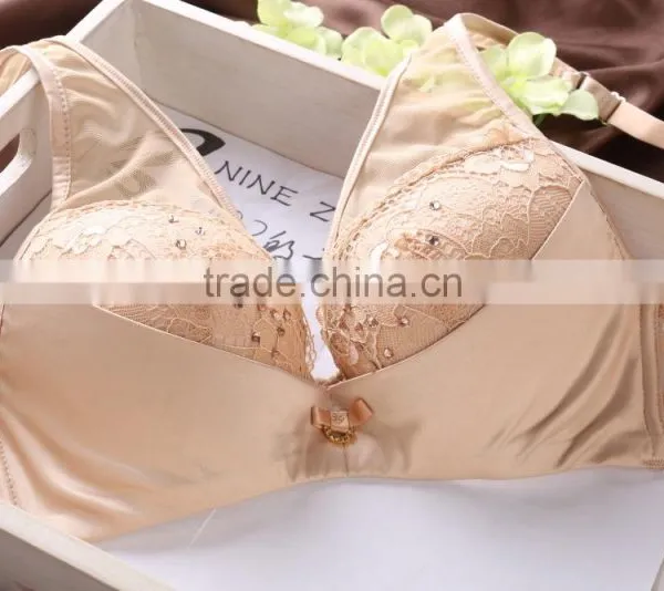 Wholesale Guangzhou Factory Low Price Bra Set photo-2