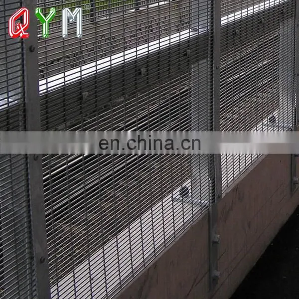 358 Welded Mesh Security Fence Security Spike photo-2