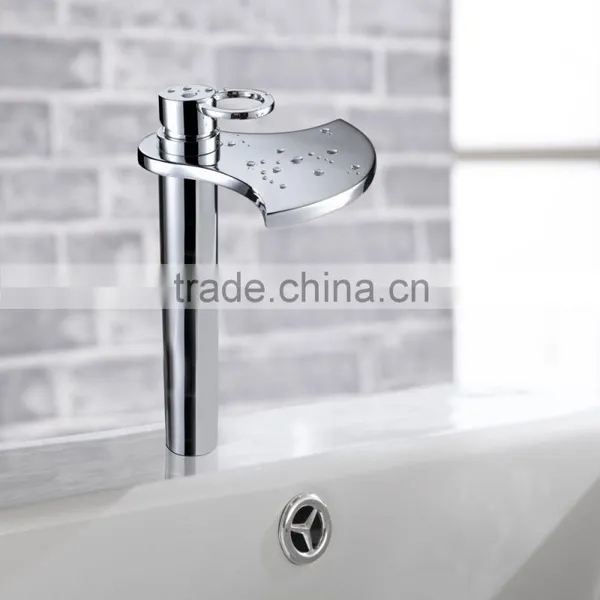 Single Hole Bathroom Installation Brass Water Tap photo-2
