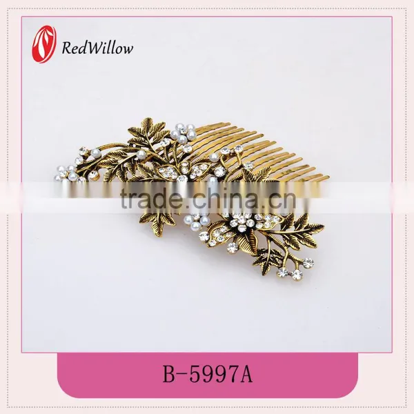 Best Price Available Client's Logo Pearl & Diamond Comb photo-3