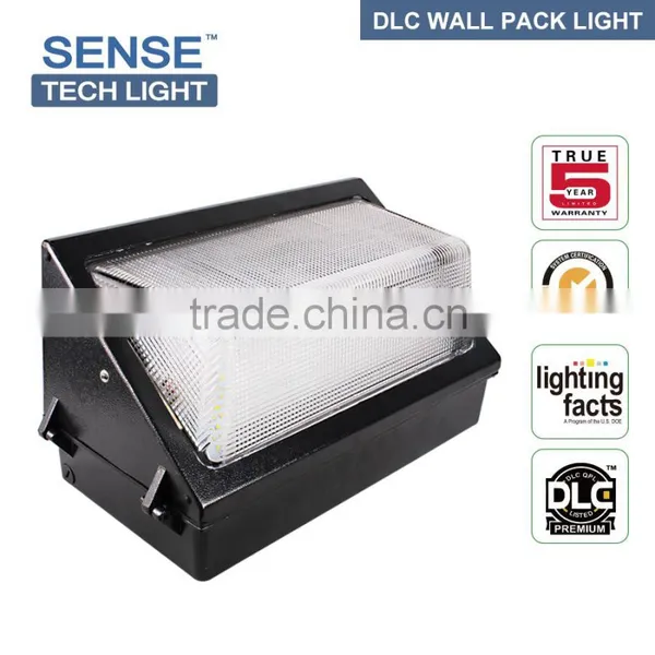 DLC Approved High Lumen Outdoor Lighting 60W LED Wall Pack Light photo-4