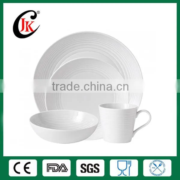 Wholesale 4pcs Custom Western Porcelain Dinnerware Set,Cheap Dinner Set photo-2