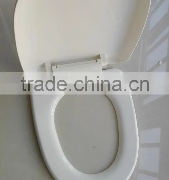 FG830PP- Lamosa Raised Flushable Toilet Seat Cover in White Bathroom Set photo-2