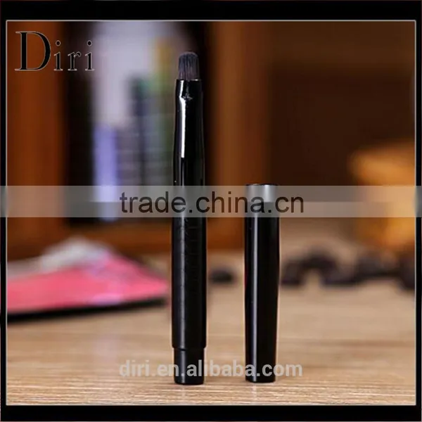 New Design Synthetic Hair Cosmetic Lip Brush photo-3