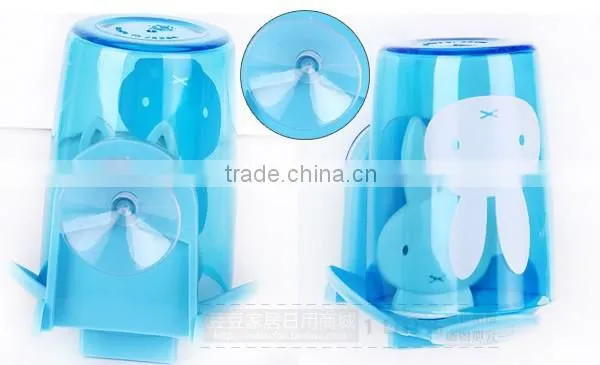 Good Quality Wall Mount Toothbrush Rack Portable Toothbrush Holder Wholesale photo-3