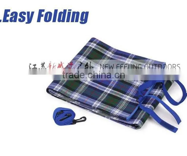 TOOTS Factory Outdoor Foldable Fleece Picnic Blanket With Handle photo-2