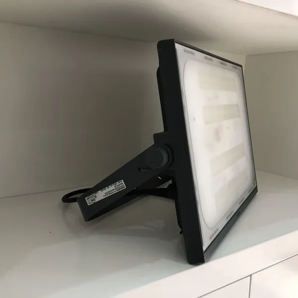 PHILIPS LED Floodlight BVP176 200W photo-4