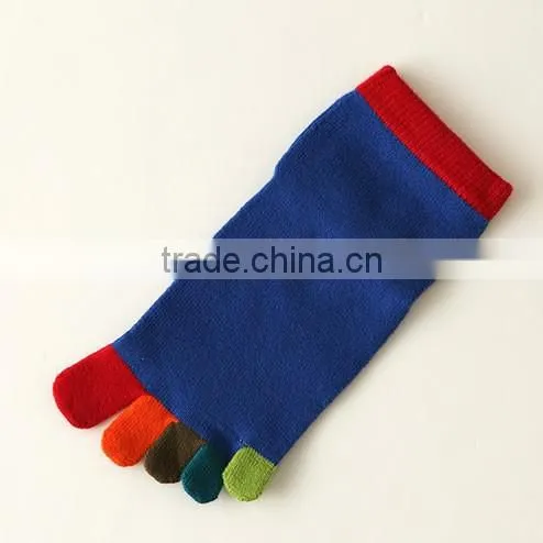 Custom OEM Design Bright Colored High Quality Winter Christmas Womens Warm Cotton Yoga Latex Toe Socks photo-6