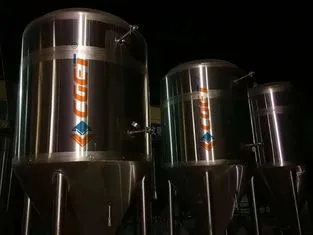 Vertical Jacketed Fermentation Tank Bright Beer Conical Beer Fermenter 3000L photo-2