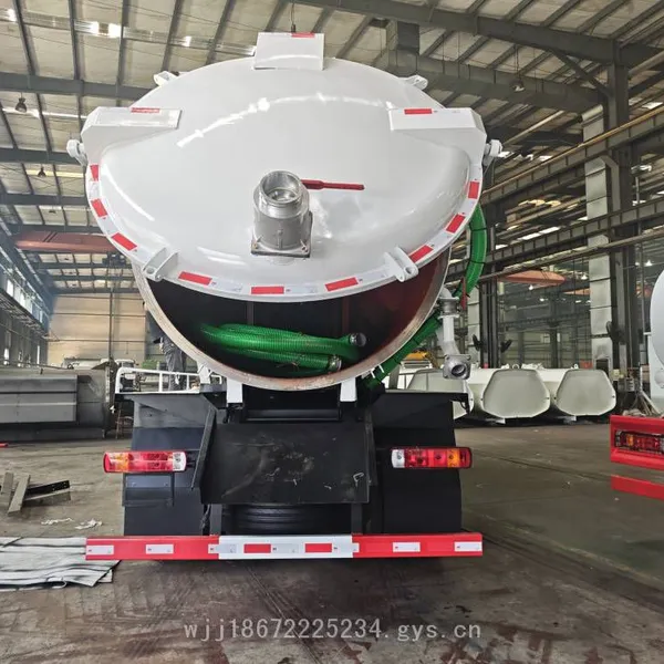 Jiefang 6*4 Rear Double-axle 20-cubic-meter Vacuum Sewage Suction Truck, Liquid Sewage and Fecal Transfer and Suction Truck photo-4