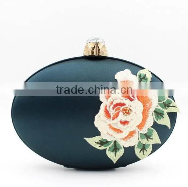 2015 Chinese Style Embroidery Bag Vintage Leather Clutch Bag photo-4