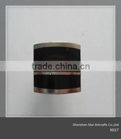Fstainless Steel Cuffink With Black Enamel X017