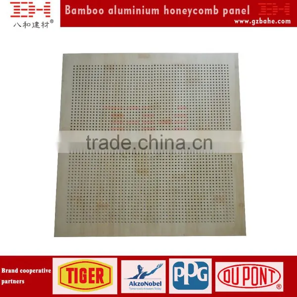 Heat Insulation Honeycomb Aluminum Composite Panel photo-3
