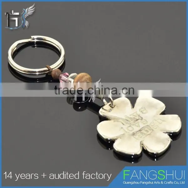 Wholesale Fashionable Metal Snowflake Keychain Cheap for Sale photo-4