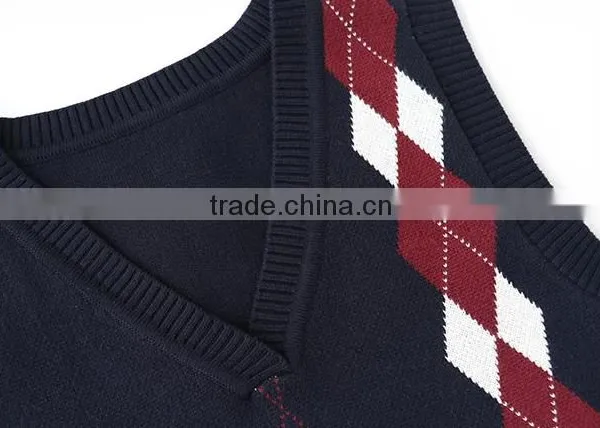 China Best Price Two Color 2017 Man Sweater Vest for Wholesale photo-2